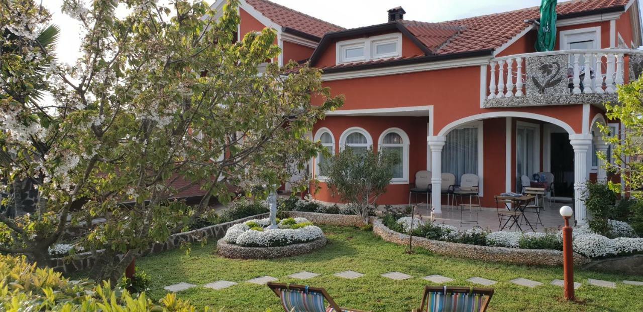 Apartma Jelka Новиград Екстериор снимка