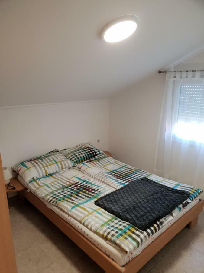 Apartma Jelka Новиград Екстериор снимка